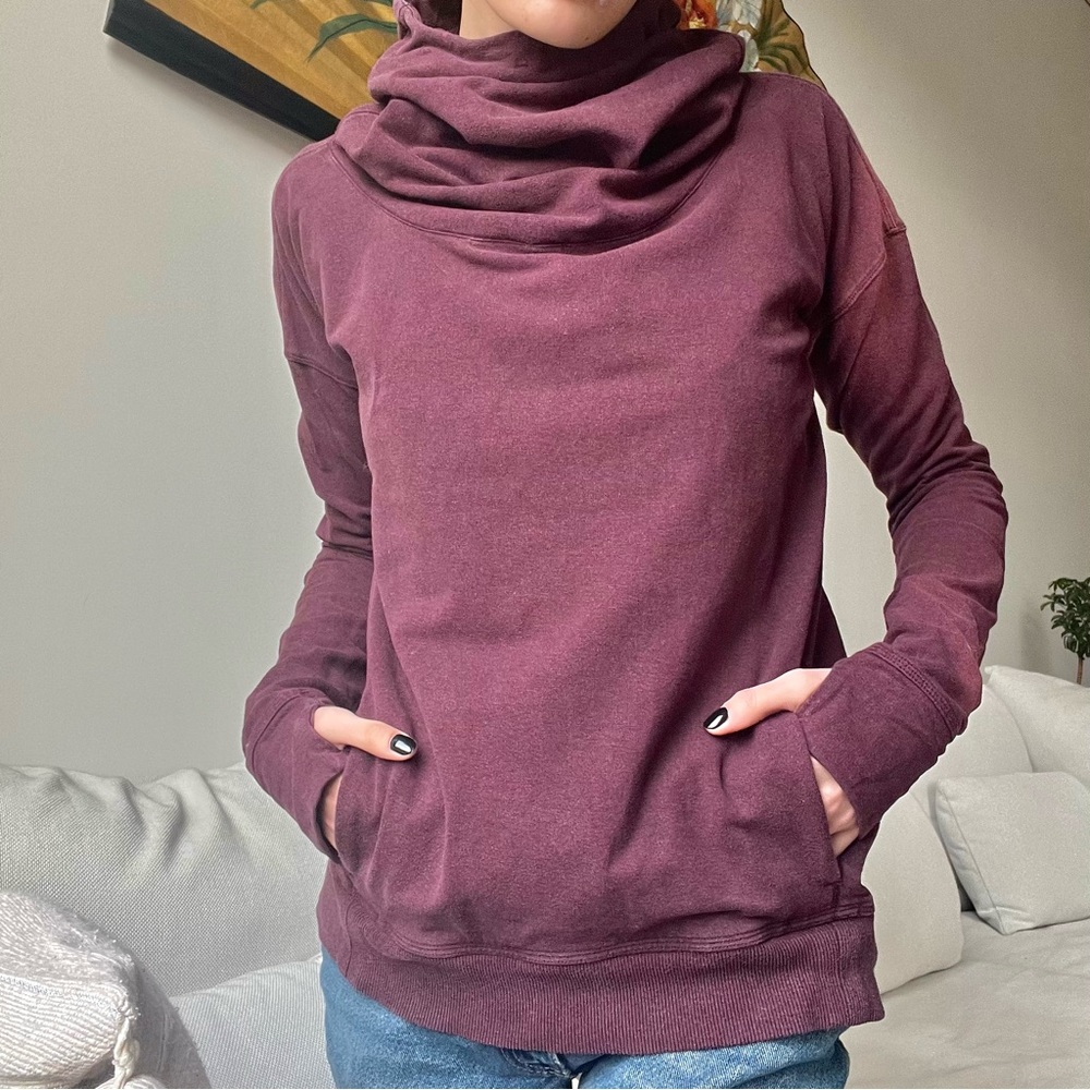 lululemon turtleneck hoodie